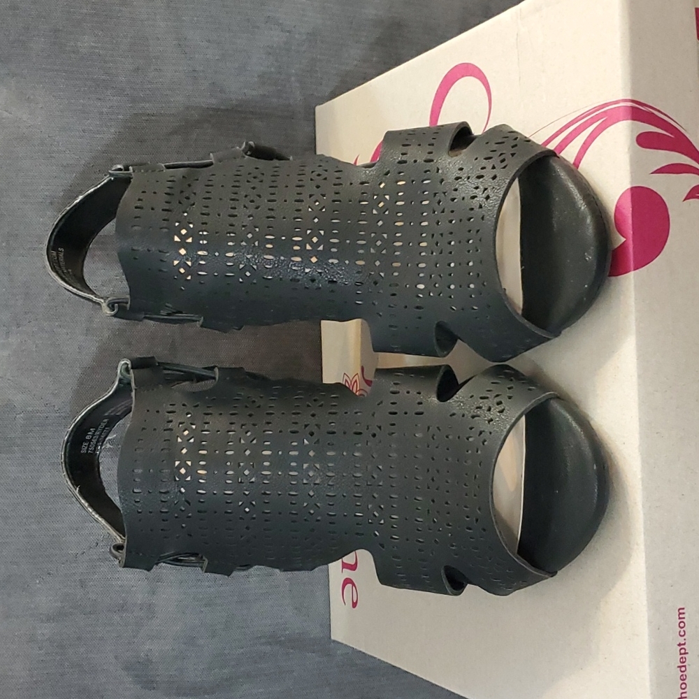 Women's Jessica Cline Shoes